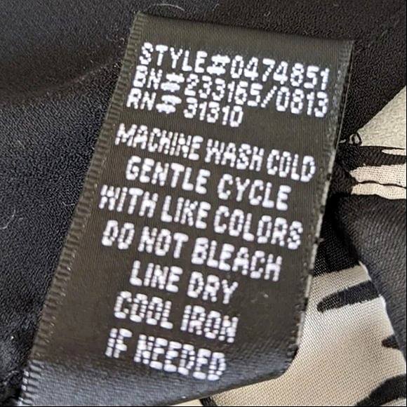 AB Studio Long Sleeve Sheer Blouse, Black / White Chevron Print, Size XL - Picture 9 of 9